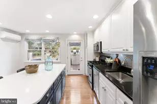 2417 Panama St, Philadelphia, PA 19103 - Photo 15