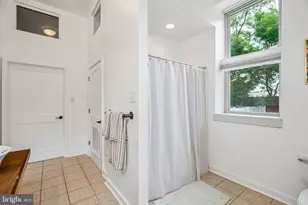 1311 S Carlisle St, Philadelphia, PA 19146 - Photo 33