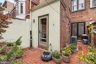 261 S Van Pelt St, Philadelphia, PA 19103 - Photo 23