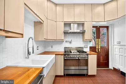 1502 S 5th Street S, Philadelphia, PA 19147 - Photo 13
