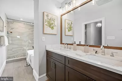2311 Madison Square, Philadelphia, PA 19146 - Photo 21