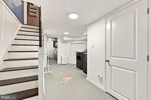 512 N Holly St, Philadelphia, PA 19104 - Photo 9