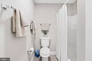913 N Hancock St, Philadelphia, PA 19123 - Photo 29