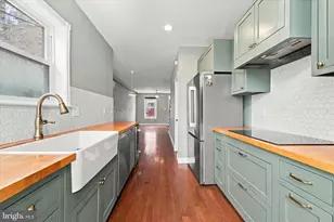 1109 E Wilt St, Philadelphia, PA 19125 - Photo 9