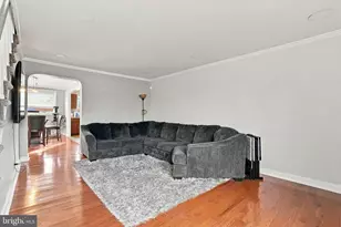 8636 Forrest Ave, Philadelphia, PA 19150 - Photo 3