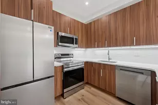 2209 N Franklin St, Philadelphia, PA 19133 - Photo 9