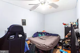526 W Cambria St, Philadelphia, PA 19133 - Photo 11