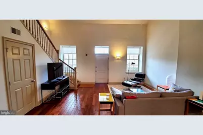 1 Academy Circle #311, Philadelphia, PA 19146 - Photo 3