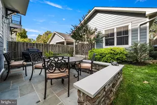 109 W Gravers Ln, Philadelphia, PA 19118 - Photo 23
