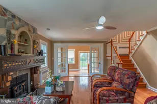 694 Welsh Rd, Philadelphia, PA 19115 - Photo 15