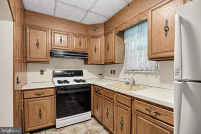 2647 S Hutchinson Street, Philadelphia, PA 19148 - Photo 11