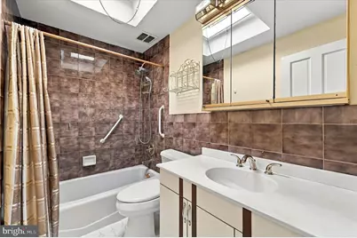 2028 S 29th Street, Philadelphia, PA 19145 - Photo 23