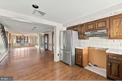2028 S 29th Street, Philadelphia, PA 19145 - Photo 7