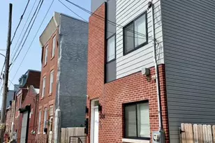 2434 N Mascher St, Philadelphia, PA 19133 - Photo 1