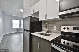 4247 Locust St, Philadelphia, PA 19104 - Photo 9