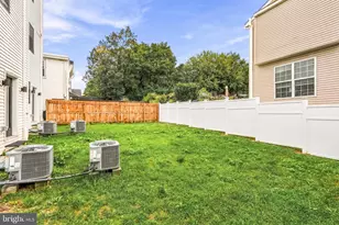 305 Fountain St, Philadelphia, PA 19128 - Photo 49
