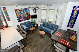 703 S 6th St, Philadelphia, PA 19147 - Photo 3