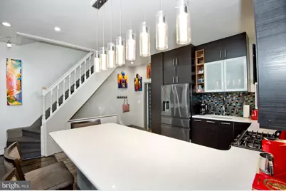 703 S 6th Street, Philadelphia, PA 19147 - Photo 17