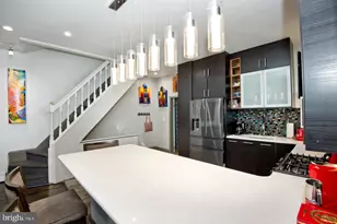 703 S 6th St, Philadelphia, PA 19147 - Photo 17