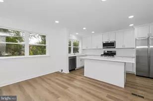 12338 Wyndom Rd, Philadelphia, PA 19154 - Photo 7