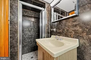1424 W Shunk St, Philadelphia, PA 19145 - Photo 15