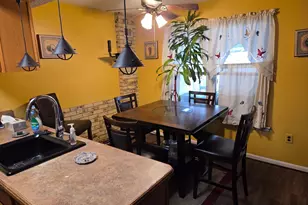 8406 Lyons Pl, Philadelphia, PA 19153 - Photo 15