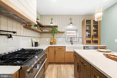 2708 E Indiana Avenue, Philadelphia, PA 19134 - Photo 13
