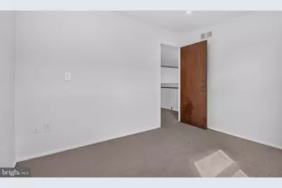 8408 Lyons Place, Philadelphia, PA 19153 - Photo 25