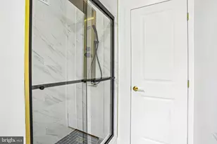 2304 Nicholas St, Philadelphia, PA 19121 - Photo 25