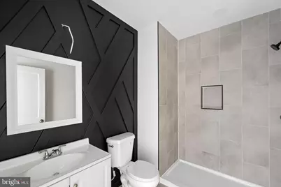 2041 N 8th Street #B, Philadelphia, PA 19122 - Photo 17