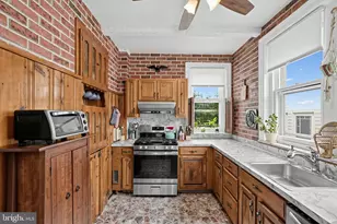 330 Gates St, Philadelphia, PA 19128 - Photo 11