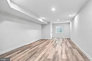 303B Fountain St, Philadelphia, PA 19128 - Photo 47