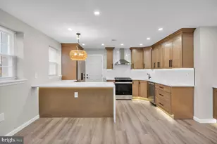 7818 Farnsworth St, Philadelphia, PA 19152 - Photo 13