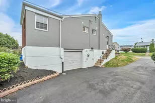 7818 Farnsworth St, Philadelphia, PA 19152 - Photo 39