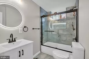 7818 Farnsworth St, Philadelphia, PA 19152 - Photo 27