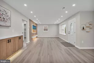 7818 Farnsworth St, Philadelphia, PA 19152 - Photo 11