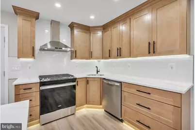 7818 Farnsworth Street, Philadelphia, PA 19152 - Photo 15
