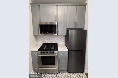 210 Locust Street #7EW, Philadelphia, PA 19106 - Photo 5
