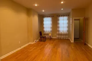 808 McKean St, Philadelphia, PA 19148 - Photo 3