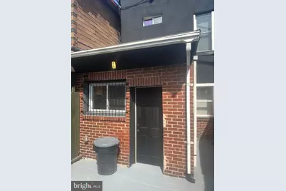 810 W Birch Street, Philadelphia, PA 19133 - Photo 9