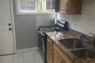 810 W Birch St, Philadelphia, PA 19133 - Photo 7