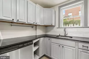 1107 Brandywine St, Philadelphia, PA 19123 - Photo 7