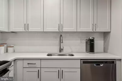 875 Sansom Street #831, Philadelphia, PA 19107 - Photo 9