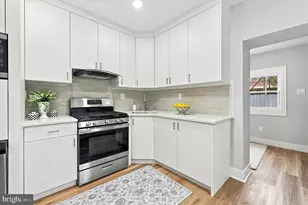 2526 Coral St, Philadelphia, PA 19125 - Photo 9