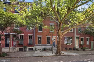 1012 Carpenter St, Philadelphia, PA 19147 - Photo 1