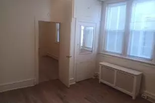 2009 S 4th St, Philadelphia, PA 19148 - Photo 9