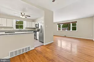 704 Hill Rd, Philadelphia, PA 19128 - Photo 1