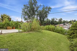 704 Hill Rd, Philadelphia, PA 19128 - Photo 13