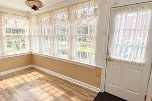 7329 Dungan Rd, Philadelphia, PA 19111 - Photo 9