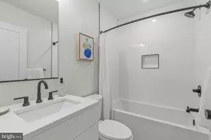 1754 Wylie St, Philadelphia, PA 19130 - Photo 15